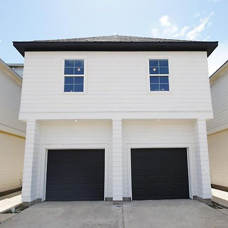 Luxe Three Story Duplex Near Downtown & Med Center Βίλα Χιούστον Εξωτερικό φωτογραφία